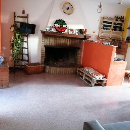 Umbria In Bike B&B โฟลีโญ ภายนอก รูปภาพ